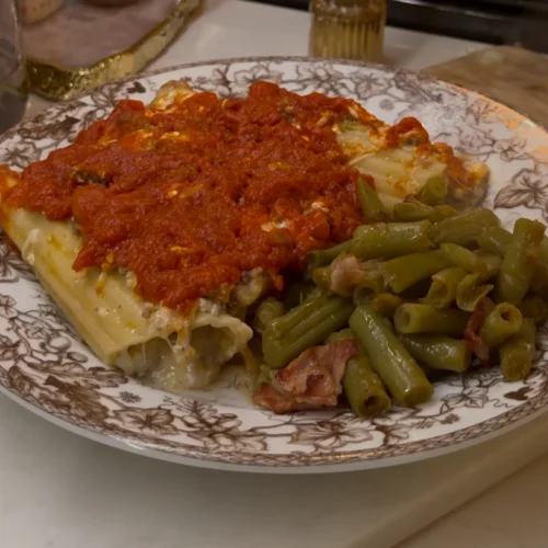 Cheesy Beef-Stuffed Manicotti