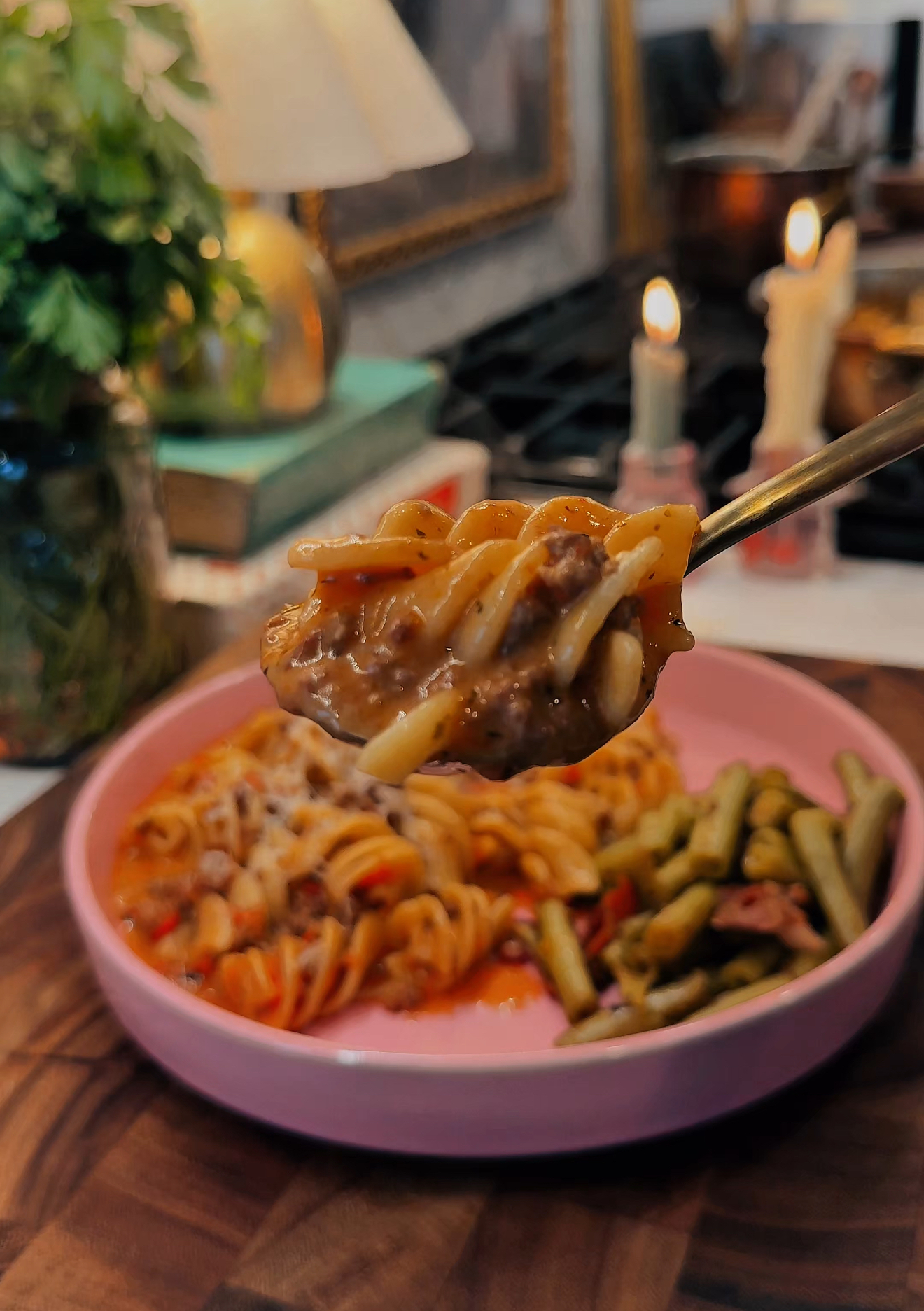 Saucy One-Pot Tomato &amp; Beef Pasta (a.k.a. The One-Pot Wonder You Need in Your Life) – KBees Recipes