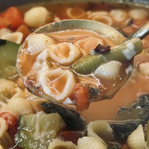 Better-Than-Olive-Garden Minestrone 🍲✨