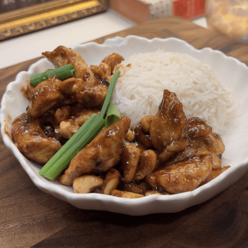 This Easy Cashew Chicken is a quick, cozy weeknight dinner with a perfectly balanced sauce — savory, lightly sweet, and not overpowering. Tender chicken, crunchy cashews, and crisp peppers are coated in a glossy sauce that tastes even better than takeout.